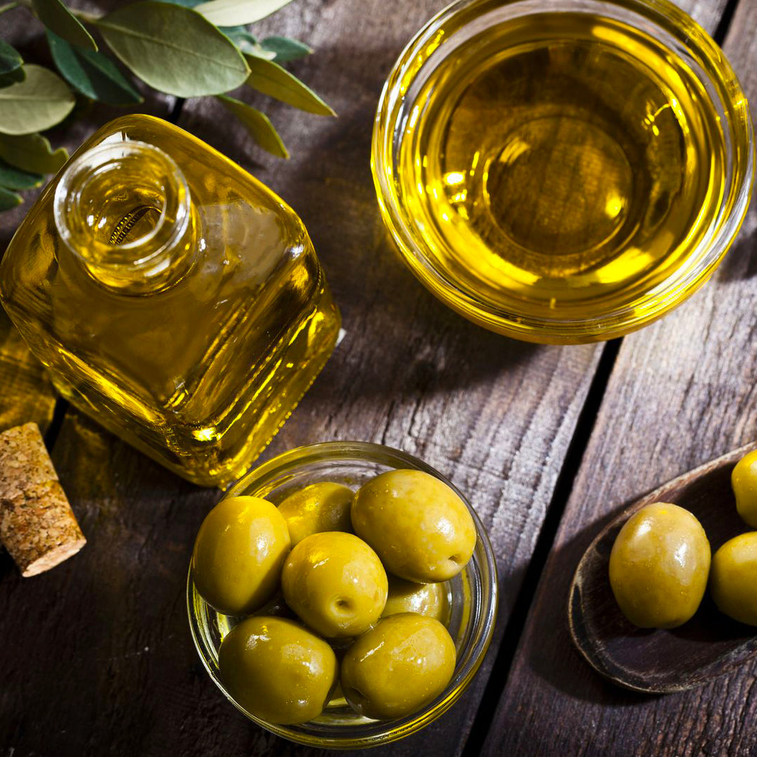 Natural Ingredient Spotlight: Olive Fruit Oil